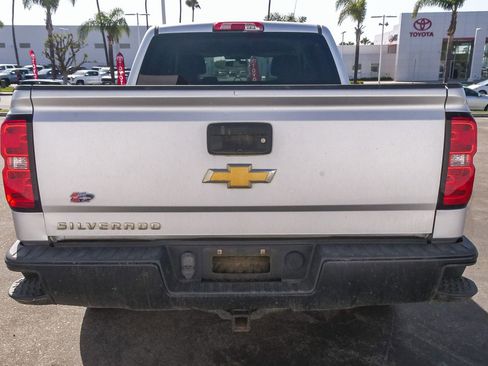 Used 2017 Chevrolet Silverado 1500 W/T w/ Trailering Package AWD/4WD image 8