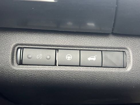New 2026 Nissan Pathfinder SL FWD image 26