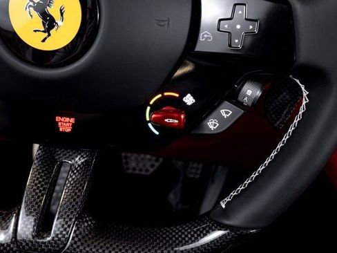 Certified 2025 Ferrari Roma Spider RWD image 43