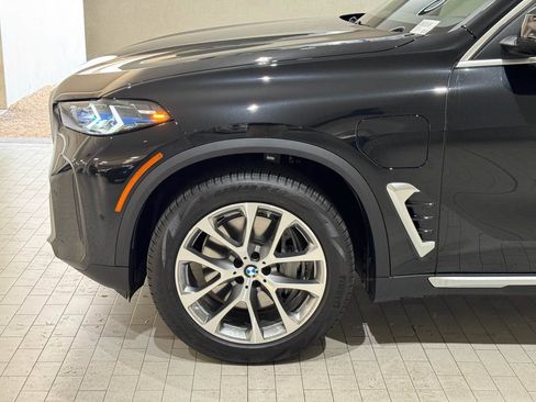 Used 2026 BMW X5 xDrive50e AWD/4WD image 4