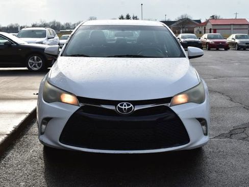 Used 2015 Toyota Camry SE image 9
