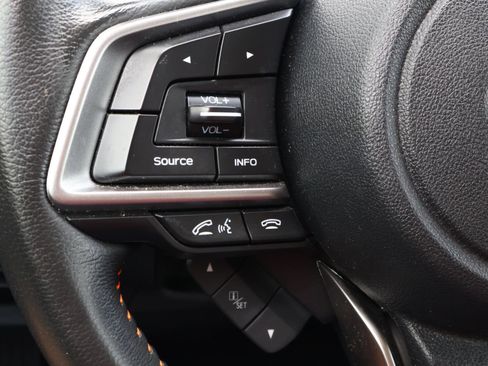 Used 2023 Subaru Crosstrek 2.0i Premium image 24