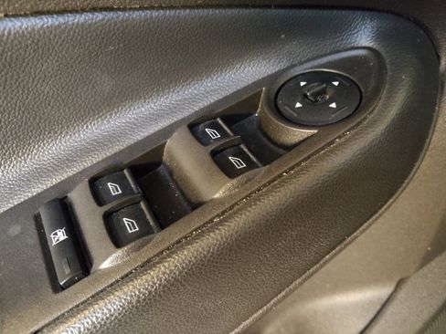 Used 2016 Ford Escape SE w/ Equipment Group 201A image 27