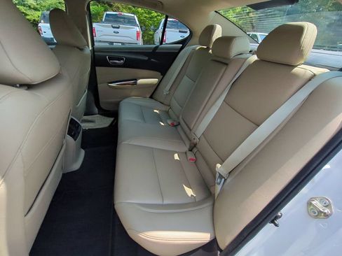 Used 2018 Acura TLX FWD image 15