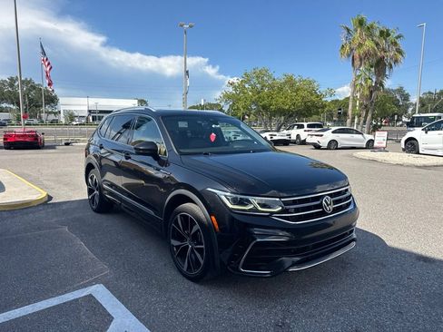 Used 2022 Volkswagen Tiguan SEL R-Line AWD/4WD image 6
