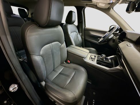 Used 2024 MAZDA CX-90 Plug-In Hybrid w/ Premium Pkg image 35