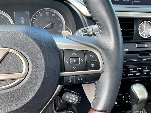 Used 2022 Lexus RX 350 FWD w/ Premium Package image 25