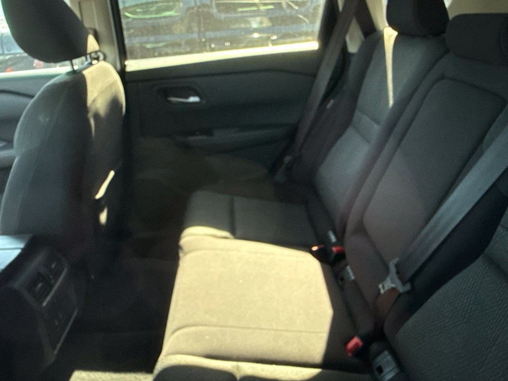 Used 2026 Nissan Rogue SV AWD/4WD image 18
