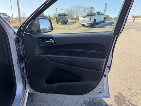 Used 2024 Dodge Durango GT image 30