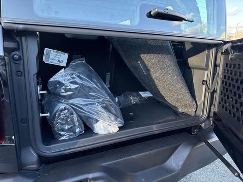 New 2025 Ford Bronco 2-Door w/ Sasquatch Package image 18