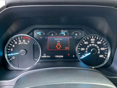 Used 2019 Ford F150 Lariat w/ Equipment Group 502A Luxury image 24