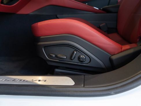 New 2026 Porsche Panamera RWD image 29