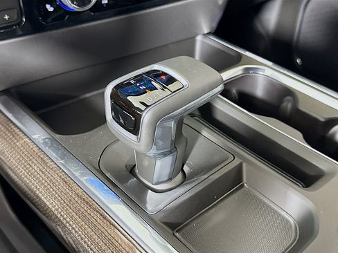 New 2026 Chevrolet Silverado 1500 LT Trail Boss w/ Convenience Package II AWD/4WD image 11
