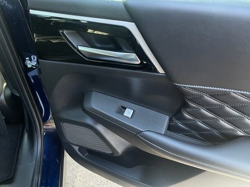 Used 2022 Mitsubishi Outlander SEL image 20