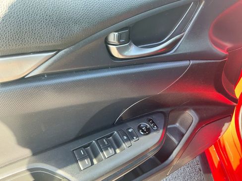 Used 2019 Honda Civic Sport image 16