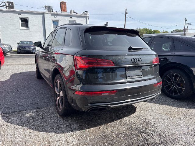 Used 2023 Audi Q5 2.0T Premium Plus w/ Premium Plus Package AWD/4WD image 4
