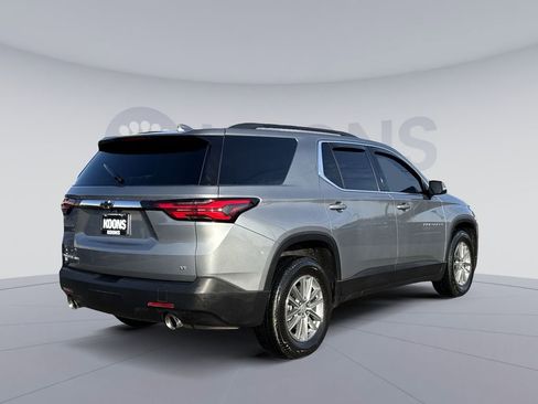 Used 2023 Chevrolet Traverse LT image 7