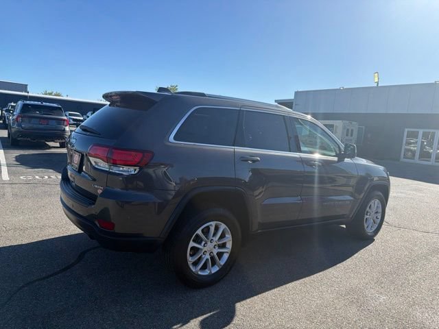 Used 2021 Jeep Grand Cherokee Laredo AWD/4WD image 5