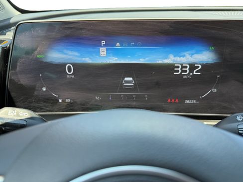 Used 2025 Kia Sportage SX Prestige AWD/4WD image 11