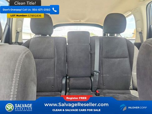 Used 2014 Nissan Pathfinder S AWD/4WD image 13