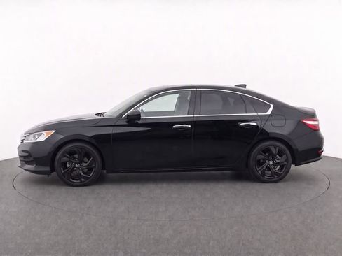 Used 2017 Honda Accord LX image 6