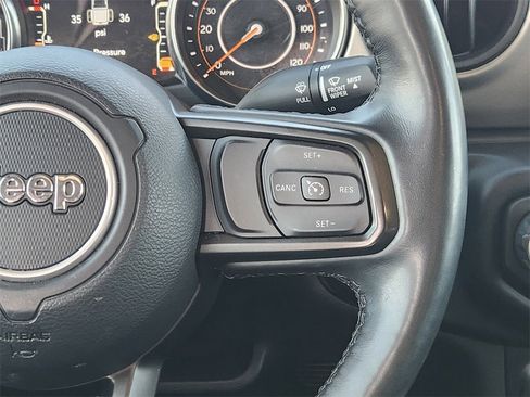 Used 2021 Jeep Gladiator Sport image 27