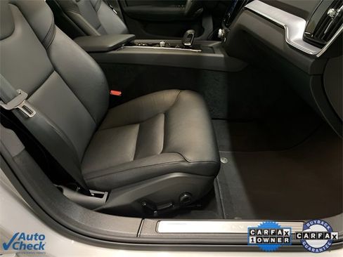 Used 2025 Volvo S60 B5 Core image 73