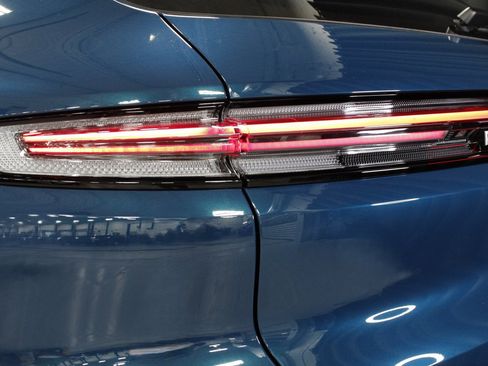 New 2026 Porsche Cayenne S image 16