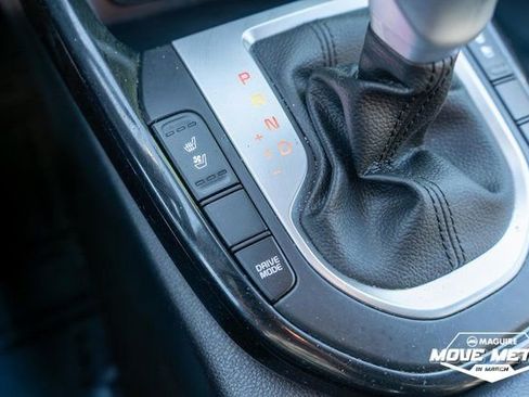 Used 2023 Kia Forte GT-Line w/ GT-Line Premium Package image 31