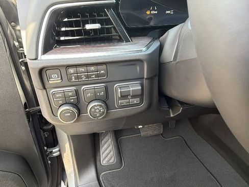 New 2026 Chevrolet Suburban Z71 w/ Comfort Package image 21
