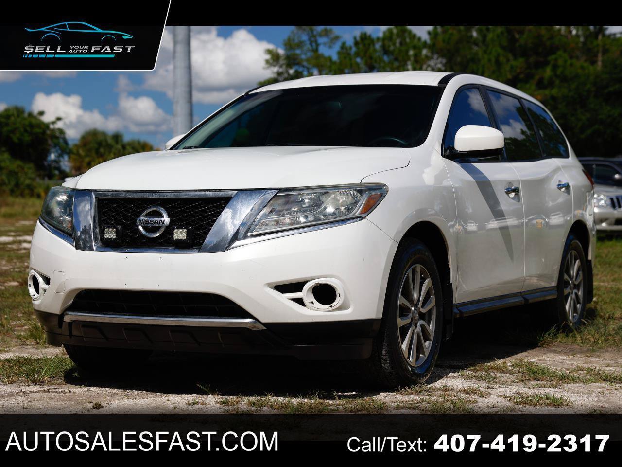 Used 2014 Nissan Pathfinder S FWD image 1