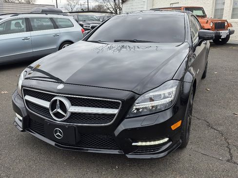 Used 2012 Mercedes-Benz CLS 550 4MATIC image 2