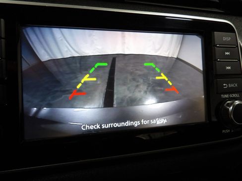 Used 2020 Nissan Versa S image 14