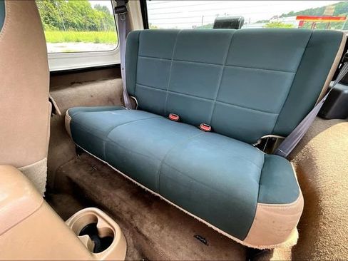 Used 2002 Jeep Wrangler Sahara AWD/4WD image 26