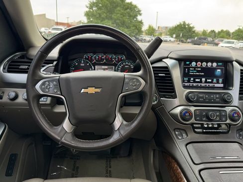 Used 2016 Chevrolet Suburban LTZ AWD/4WD image 27