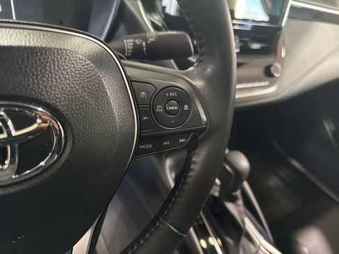 Certified 2025 Toyota Corolla XSE image 11