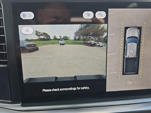 New 2026 Ford F350 Lariat image 23