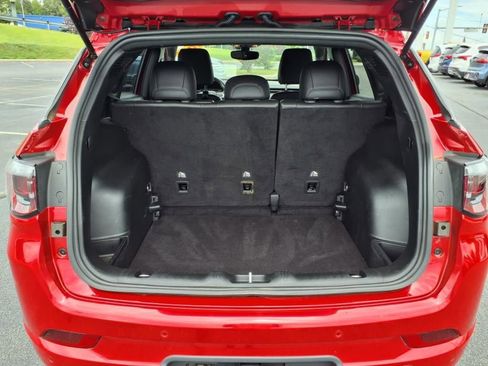 Used 2022 Jeep Compass Limited image 25