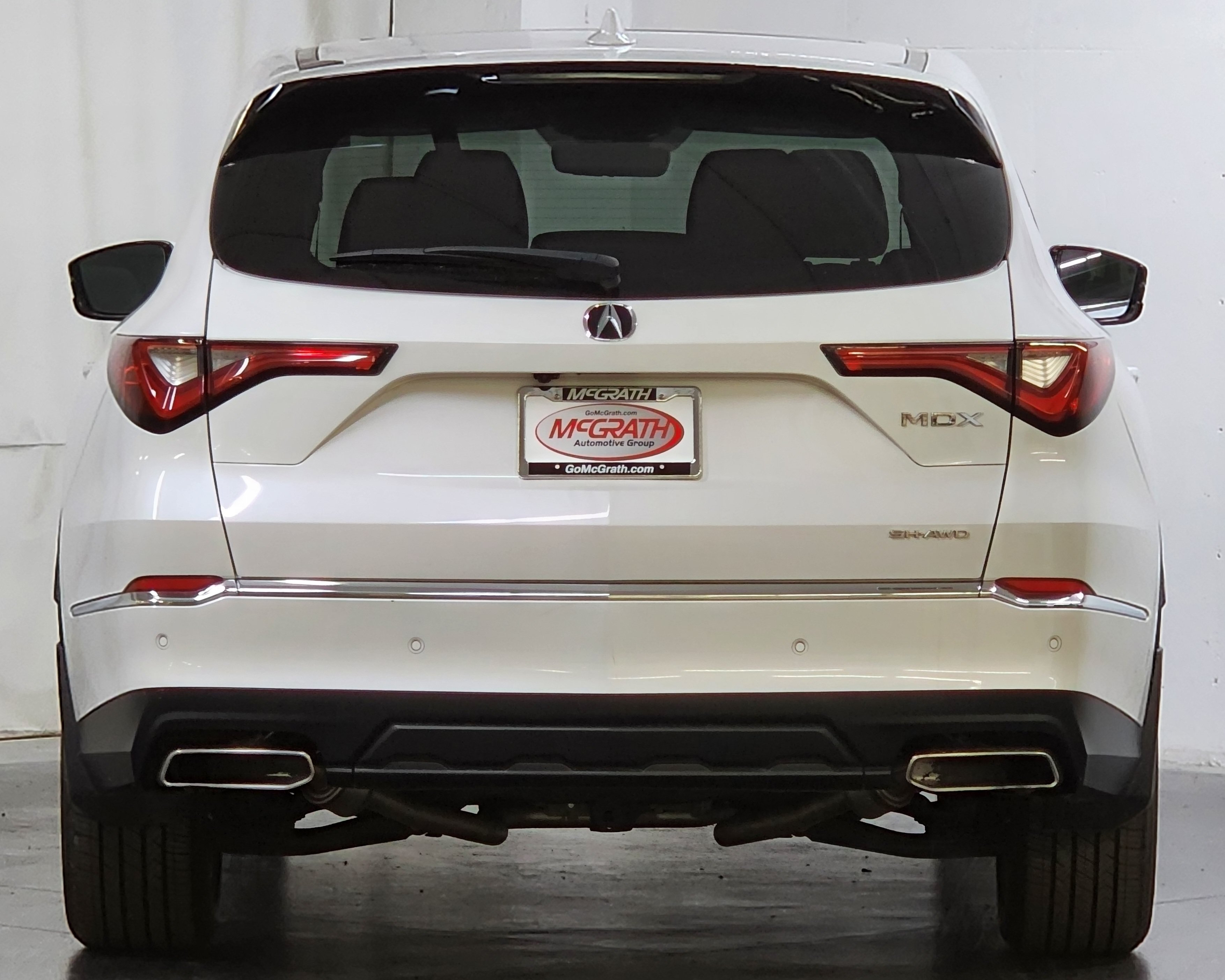 Used 2024 Acura MDX w/ Technology Package AWD/4WD image 8