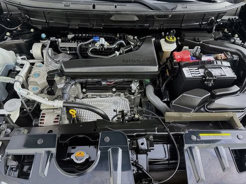 Used 2019 Nissan Rogue SV FWD image 35