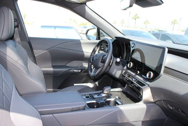 Certified 2025 Lexus RX 350 Premium w/ Accessory Package (Z1) FWD image 5