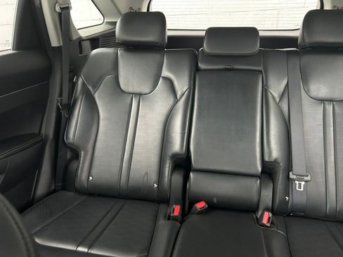 Used 2024 Kia Sorento S AWD/4WD image 35