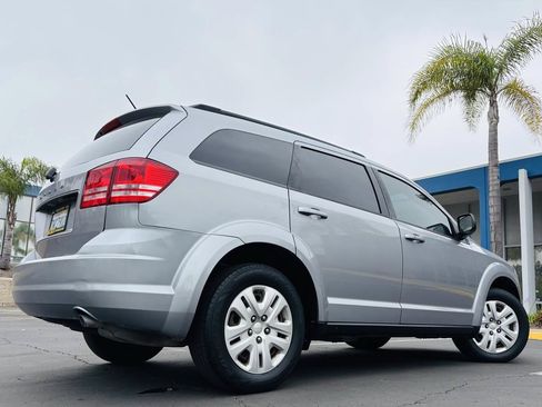 Used 2016 Dodge Journey SE w/ Flexible Seating Group FWD image 6