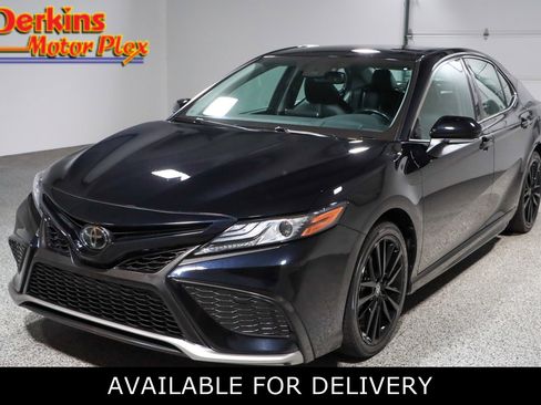 Used 2024 Toyota Camry XSE image 1