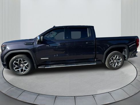 Used 2024 GMC Sierra 1500 Elevation image 9