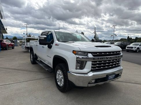 Used 2020 Chevrolet Silverado 2500 LTZ w/ LTZ Plus Package AWD/4WD image 8