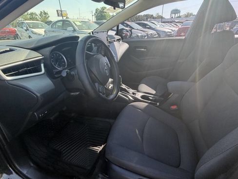 Used 2021 Toyota Corolla LE image 18