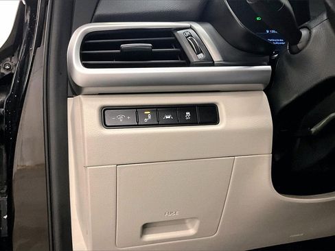 Used 2021 Kia Telluride S image 15