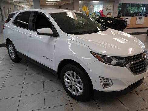 Used 2021 Chevrolet Equinox LT AWD/4WD image 14
