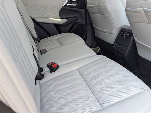 New 2025 Mitsubishi Outlander SEL image 9
